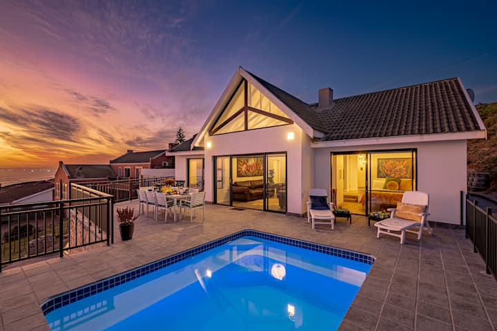 Summerstrand Oceanfront Pool Villa